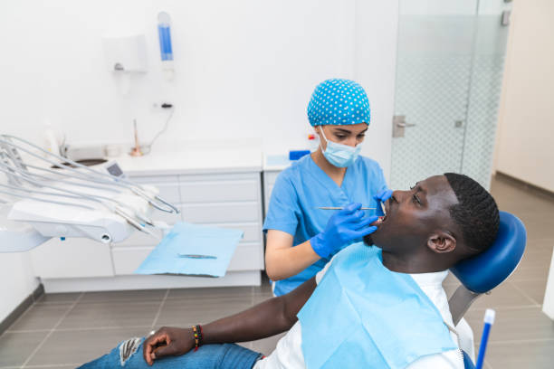 Best Emergency Tooth Extraction in Ingram, TX